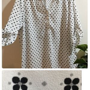 Croft & Barrow Silky like Top